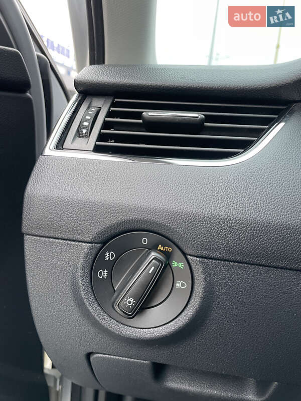 Универсал Skoda Octavia Scout 2017 в Первомайске