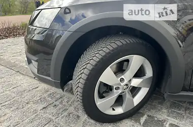Skoda Octavia Scout 2020