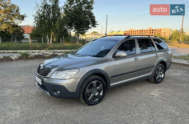 Універсал Skoda Octavia Scout 2012 в Чернівцях