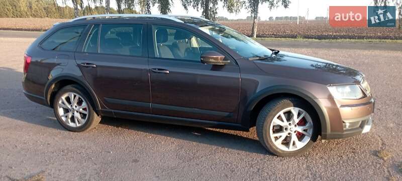 Универсал Skoda Octavia Scout 2015 в Киеве