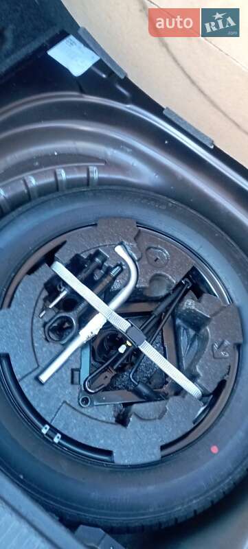 Универсал Skoda Octavia Scout 2015 в Киеве