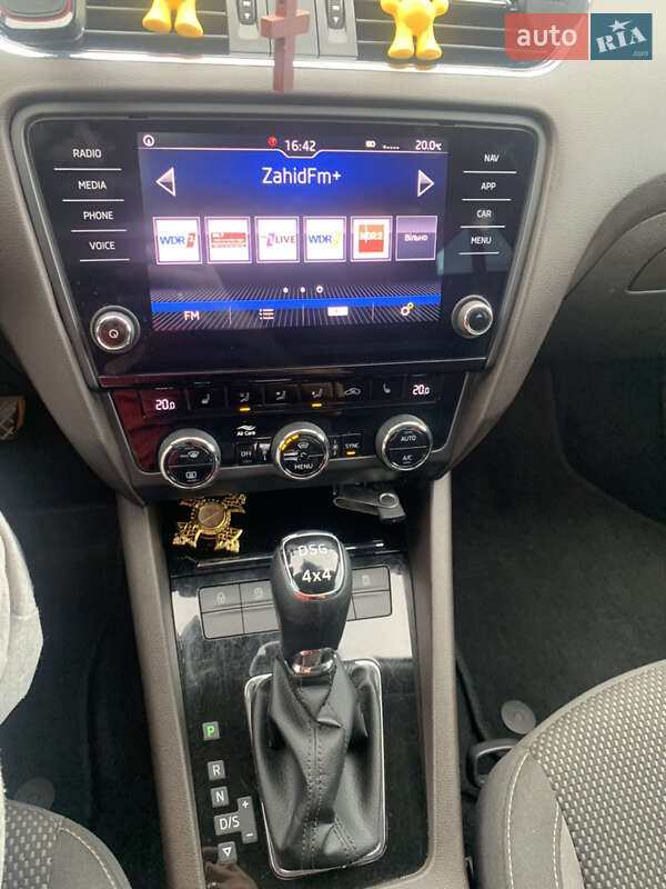 Универсал Skoda Octavia Scout 2018 в Хусте