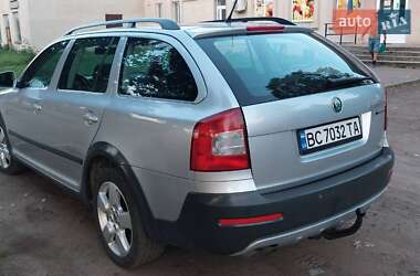 Универсал Skoda Octavia Scout 2009 в 