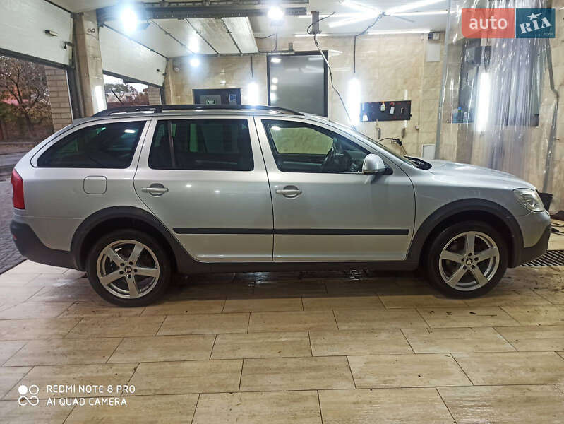 Універсал Skoda Octavia Scout 2013 в Одесі