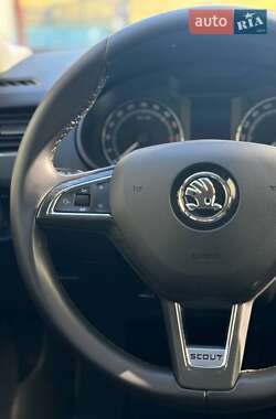 Универсал Skoda Octavia Scout 2017 в 