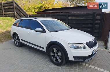Универсал Skoda Octavia Scout 2015 в 