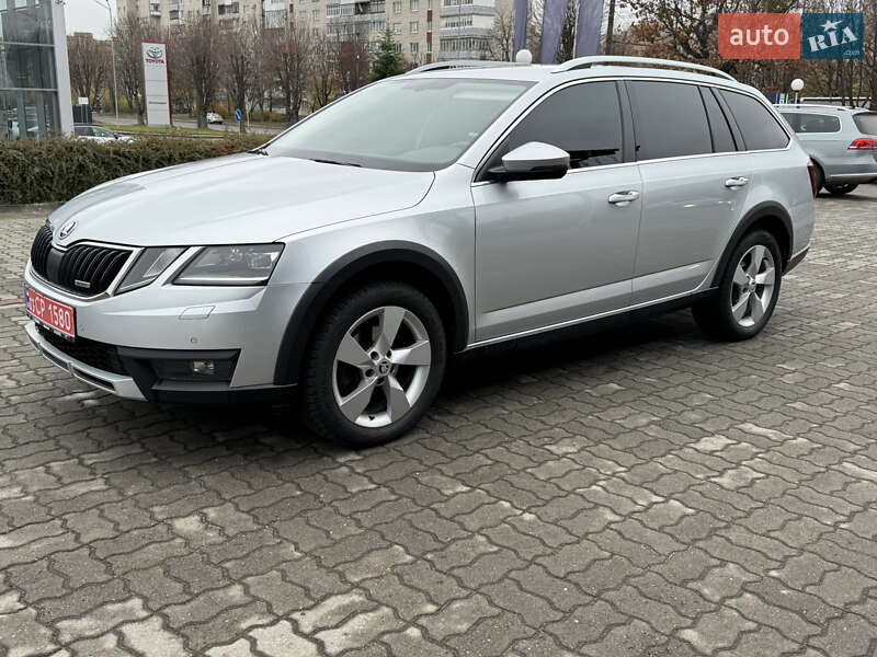 Універсал Skoda Octavia Scout 2019 в Луцьку