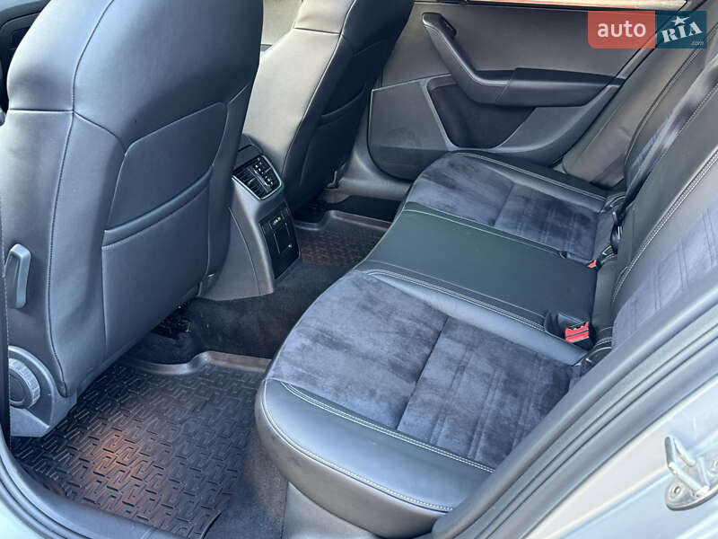 Універсал Skoda Octavia Scout 2019 в Луцьку