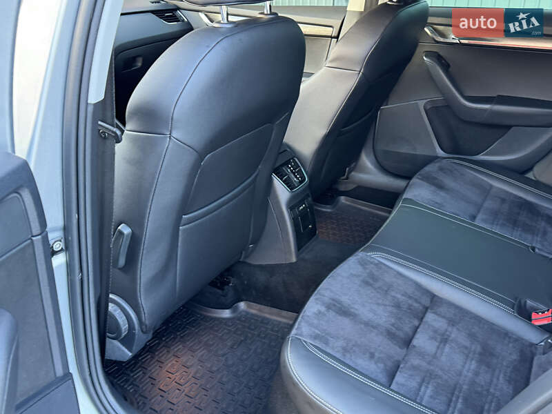 Універсал Skoda Octavia Scout 2019 в Луцьку