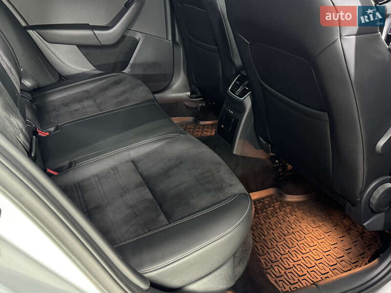 Універсал Skoda Octavia Scout 2019 в Луцьку