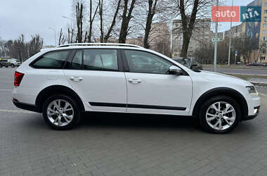 Универсал Skoda Octavia Scout 2015 в 