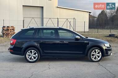 Універсал Skoda Octavia Scout 2015 в Трускавці