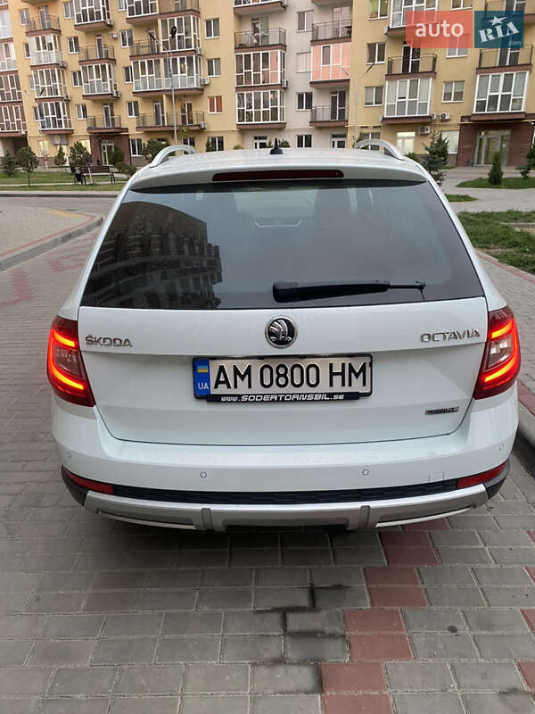 Універсал Skoda Octavia Scout 2018 в Житомирі