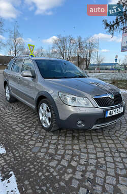 Универсал Skoda Octavia Scout 2014 в Староконстантинове