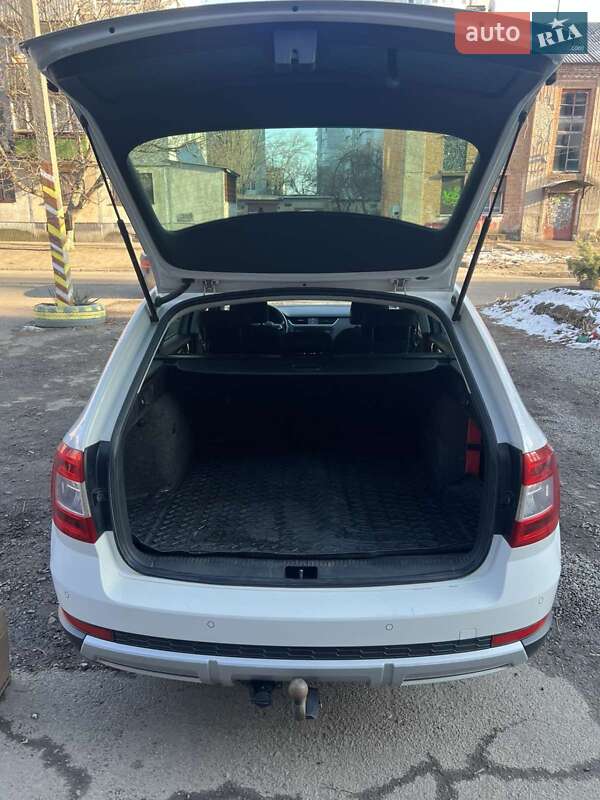 Універсал Skoda Octavia Scout 2014 в Черкасах фото 8 Універсал Skoda Octavia Scout 2014 в Черкасах