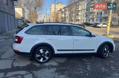 Універсал Skoda Octavia Scout 2014 в 