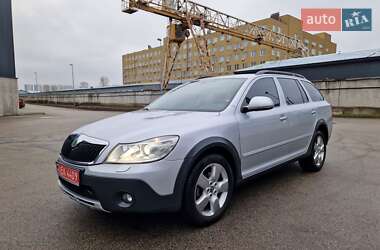 Универсал Skoda Octavia Scout 2010 в Киеве