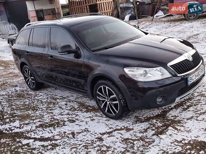 Универсал Skoda Octavia Scout 2011 в Турке фото 12 Универсал Skoda Octavia Scout 2011 в Турке