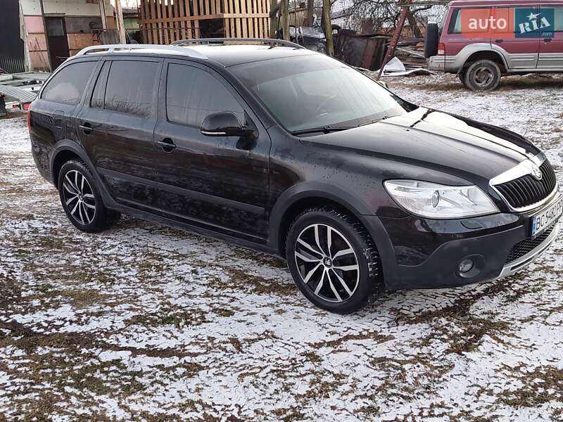 Универсал Skoda Octavia Scout 2011 в Турке фото 9 Универсал Skoda Octavia Scout 2011 в Турке