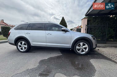 Универсал Skoda Octavia Scout 2020 в 