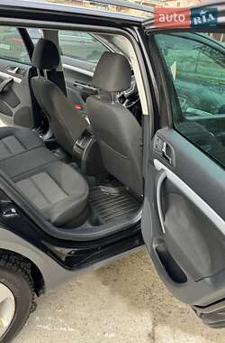 Универсал Skoda Octavia Scout 2009 в 