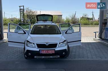 Универсал Skoda Octavia Scout 2012 в 