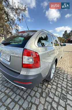 Універсал Skoda Octavia Scout 2013 в 