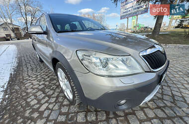 Універсал Skoda Octavia Scout 2013 в 