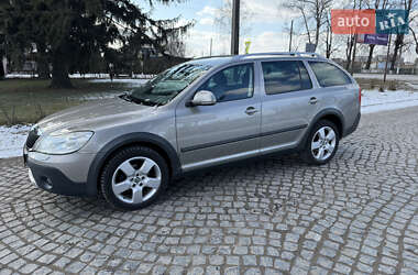 Універсал Skoda Octavia Scout 2013 в 
