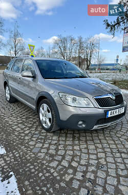 Універсал Skoda Octavia Scout 2013 в 