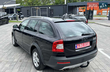 Універсал Skoda Octavia Scout 2010 в 
