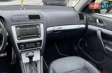 Універсал Skoda Octavia Scout 2010 в 