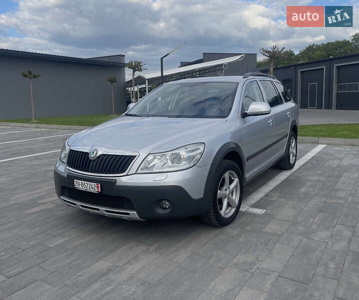Универсал Skoda Octavia Scout 2012 в 