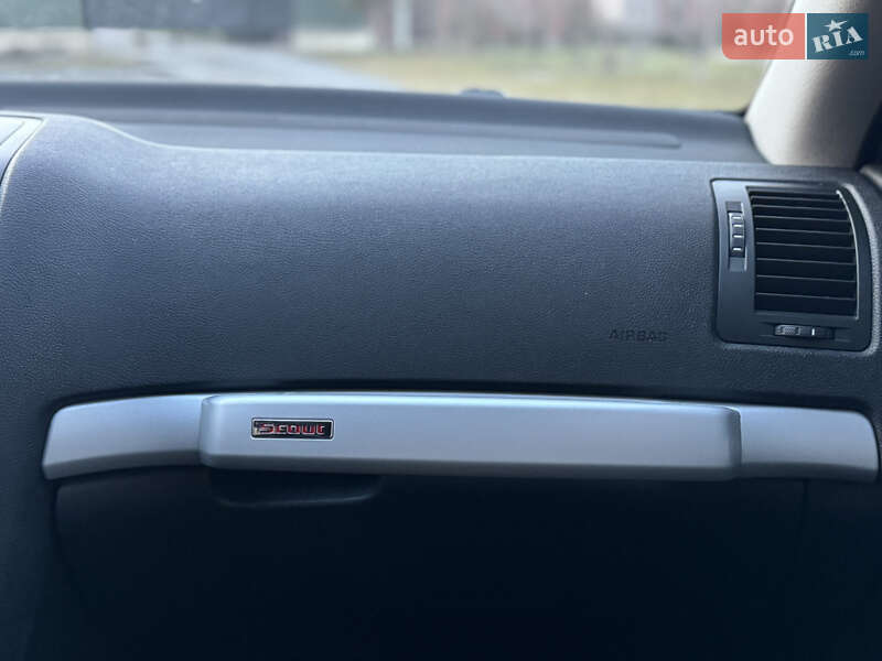 Універсал Skoda Octavia Scout 2010 в Кременці