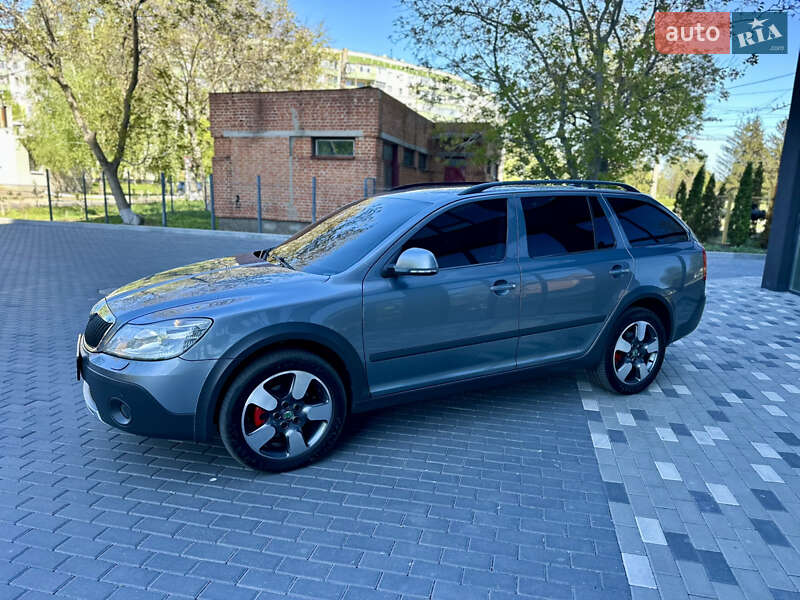 Універсал Skoda Octavia Scout 2013 в Полтаві