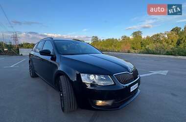 Універсал Skoda Octavia Scout 2016 в 