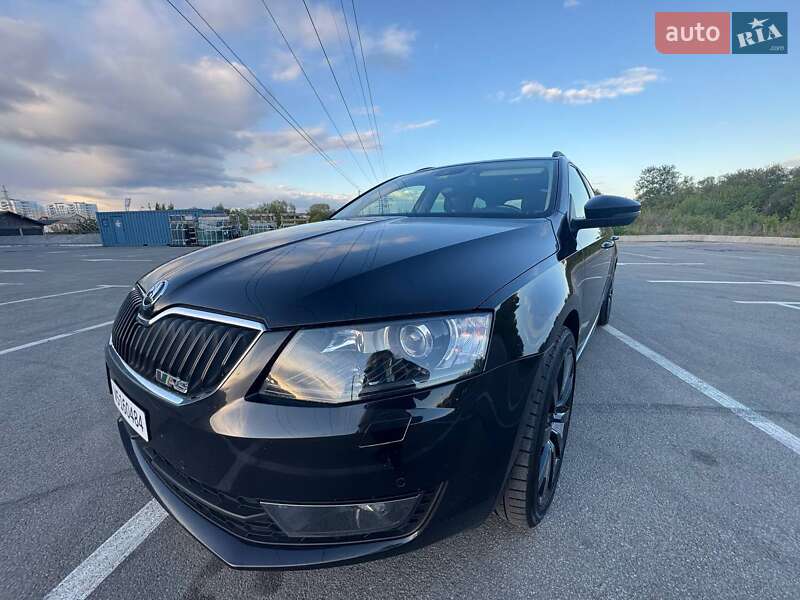 Універсал Skoda Octavia Scout 2016 в Бучі