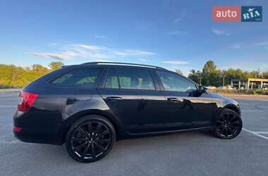 Універсал Skoda Octavia Scout 2016 в 