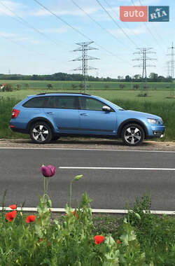 Универсал Skoda Octavia Scout 2015 в 