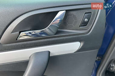 Универсал Skoda Octavia Scout 2011 в 