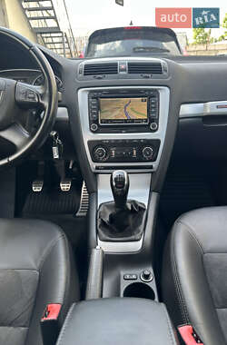 Универсал Skoda Octavia Scout 2011 в 