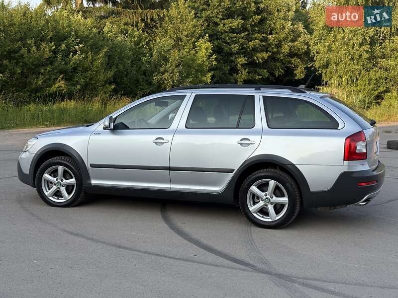 Универсал Skoda Octavia Scout 2011 в Трускавце