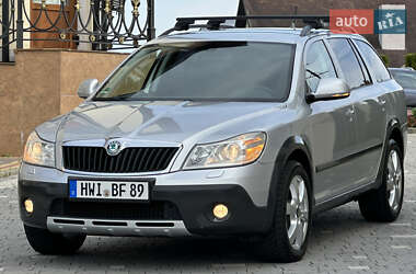 Универсал Skoda Octavia Scout 2012 в 