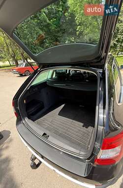 Универсал Skoda Octavia Scout 2015 в Ровно