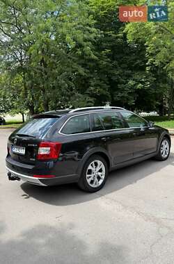 Универсал Skoda Octavia Scout 2015 в Ровно