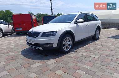 Универсал Skoda Octavia Scout 2016 в Великой Багачке