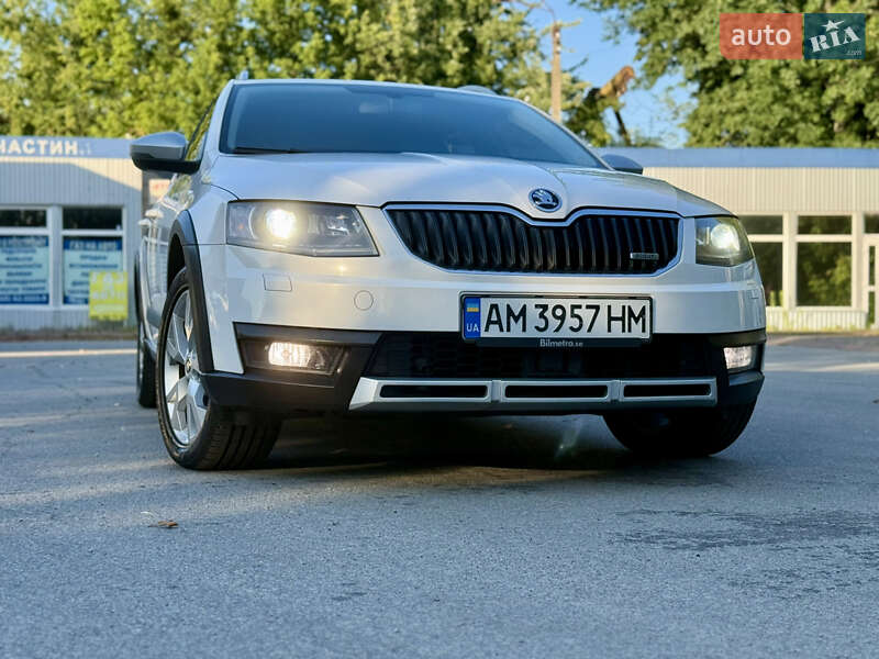 Skoda Octavia Scout 2015