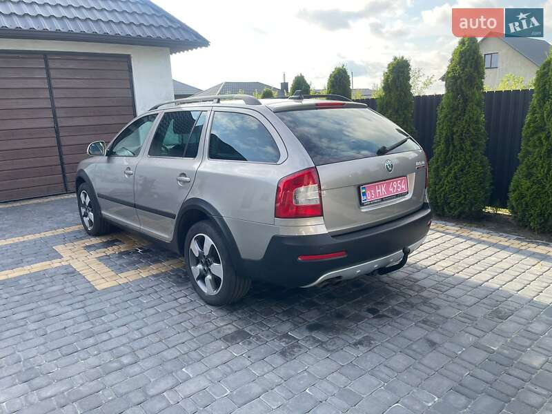 Универсал Skoda Octavia Scout 2011 в Любомле