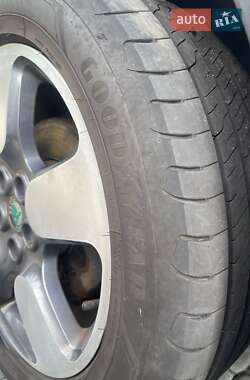 Универсал Skoda Octavia Scout 2011 в 