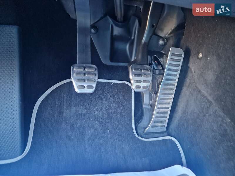 Универсал Skoda Octavia Scout 2011 в Львове фото 29 Универсал Skoda Octavia Scout 2011 в Львове